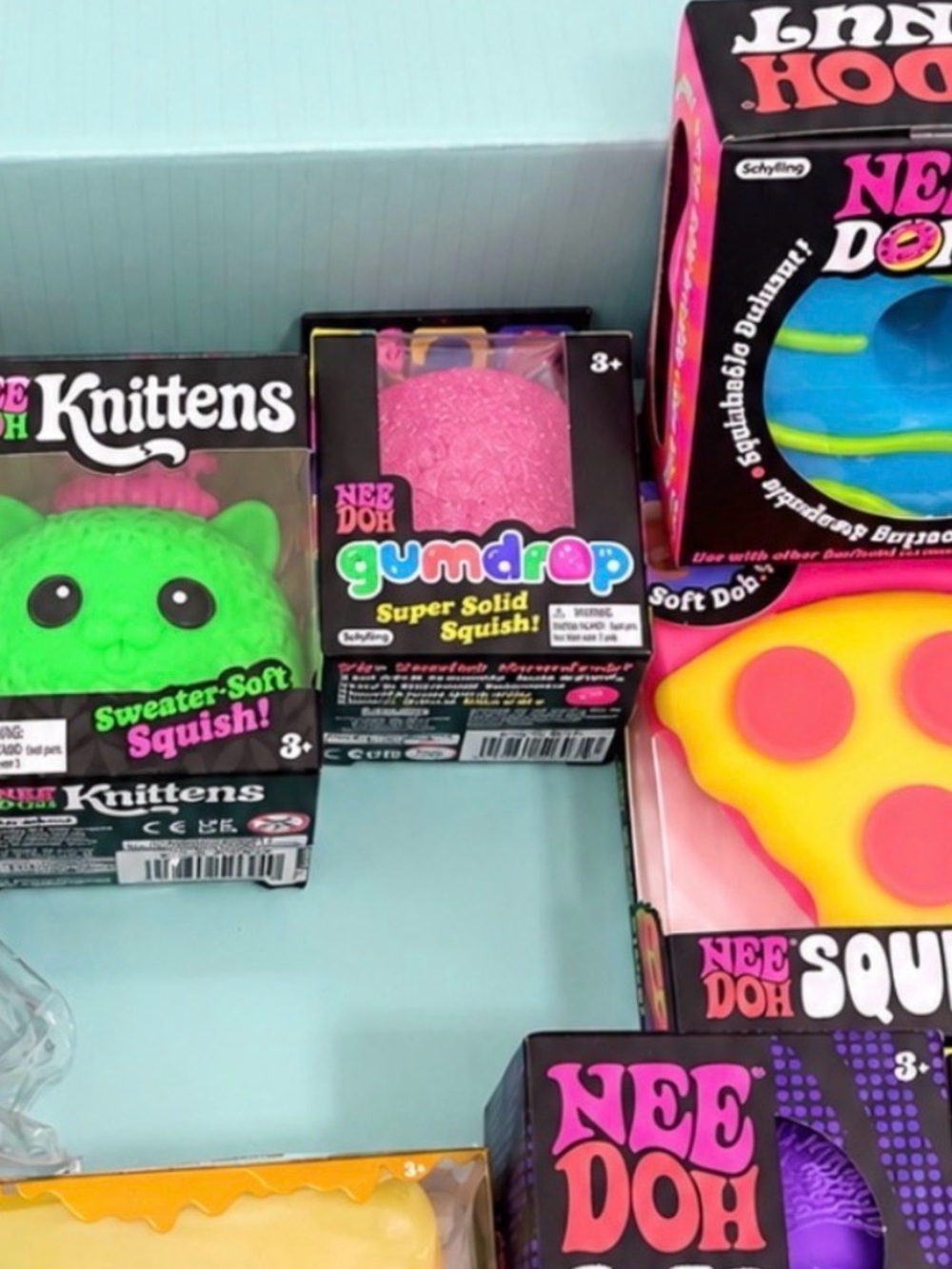 Green Knitten, Gumdrop,Dohnut,Pizza,Fuzzball, butter Sunnydays butter Huge.new